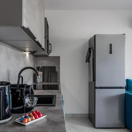With A Parking Space - Lozice, - 23514 Apartment *