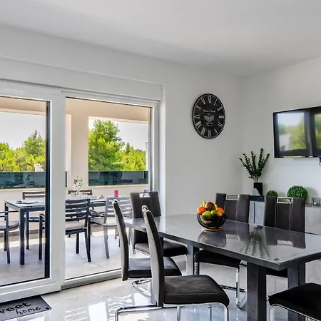 With Parking Space - Lozice, - 23514 *