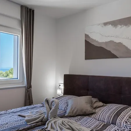 With A Parking Space - Lozice, - 23514 Apartment *